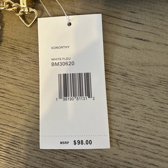 Betsey Johnson Pink Floral Shoulder or Crossbody Bagπππβ€οΈβ€οΈ - Picture 10 of 13